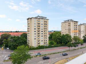 IMMORath.de - Helle 2-Zimmer-Wohnung mit Ausblick in Freiburg – 79115 Freiburg im Breisgau – Vorschaubild 9