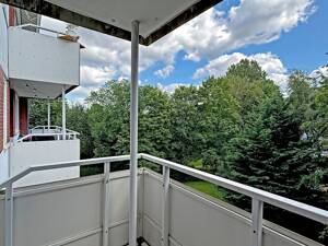 modernisierte Eigentumswohnung mit Stellplatz zum Kauf in Hamburg Lokstedt - Wentzel Dr. – 22529 Hamburg – Vorschaubild 6
