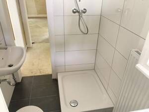 2-Zimmer-Wohnung mit neuem Bad und Vinylboden – 47057 Duisburg – Vorschaubild 4