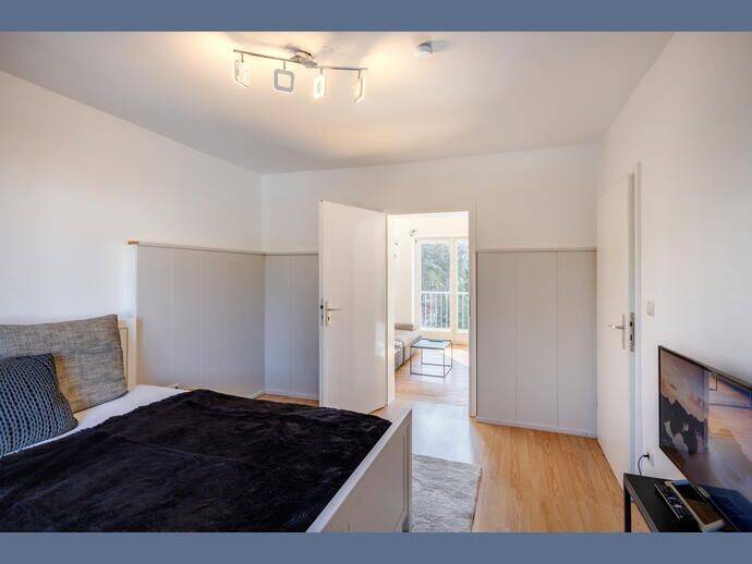 Möbliert: Möblierte 3,5-Zimmer Wohnung in guter Wohnlage – München – Vorschaubild 4