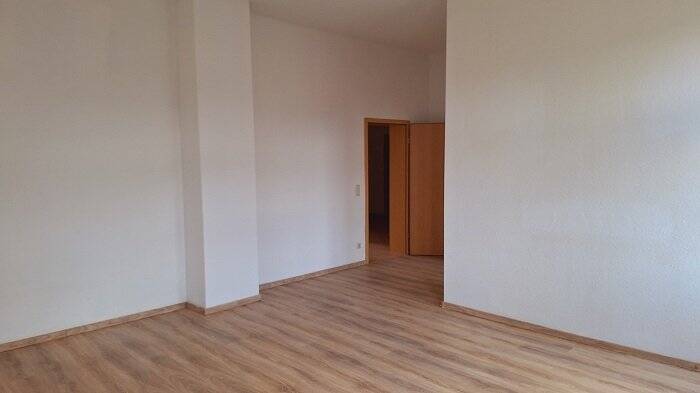 Wohnen Sie doch unfweit vom Zentrum - 3 Raumwohnung für den schmalen Taler – Chemnitz – Vorschaubild 3