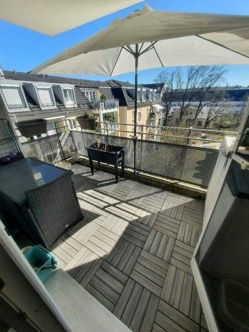 Sonniger Süd-Balkon, Innenhofidylle, sofort frei!