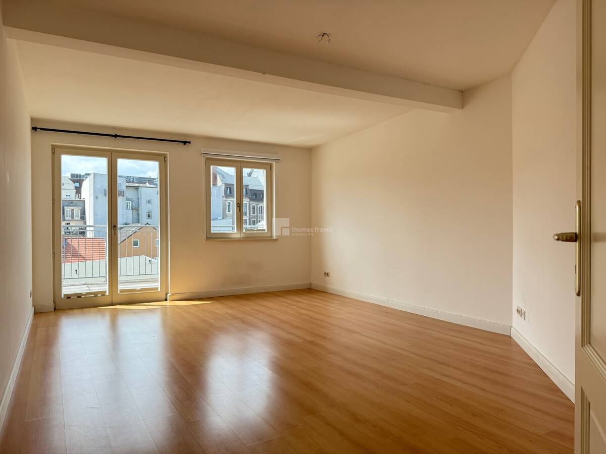 Über den Dächern von Schwerin: 3-Zimmer am Pfaffenteich -  3. Obergeschoss - Dachterrasse in Bestl