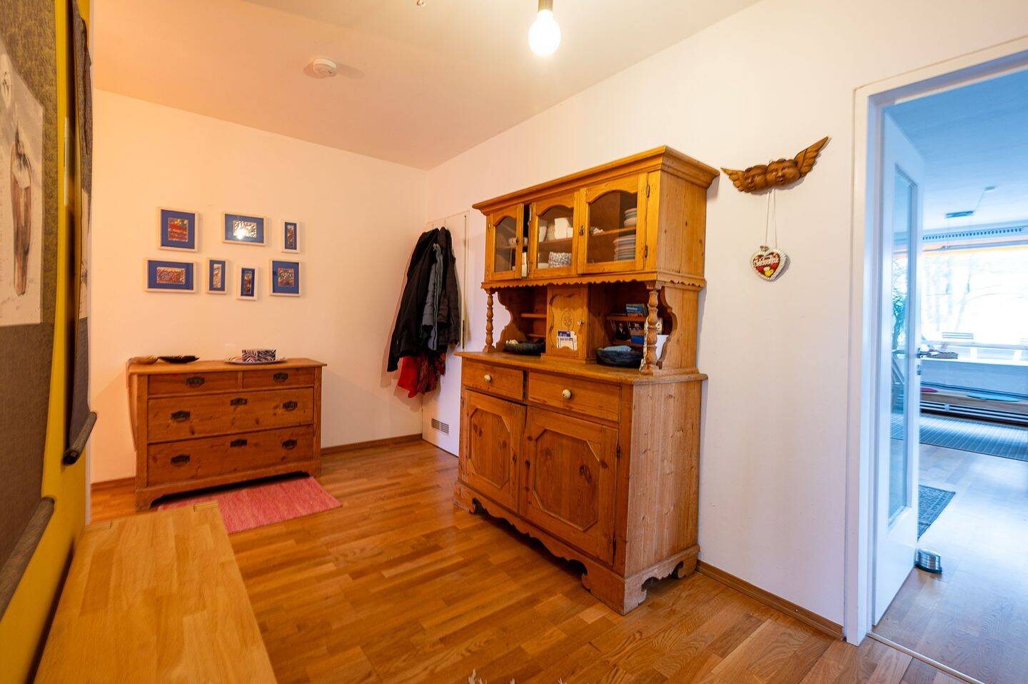 FIRSTPLACE - Großzügige 2-Zimmer-Wohnung mit Süd-Terrasse in begehrter Lage Gern / Nymphenburg – München – Vorschaubild 7