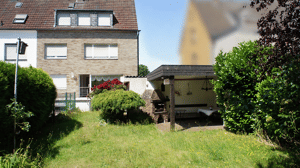 3-Familienhaus mit Doppelgarage in ruhiger Lage von Oberhausen Schwarze Heide *** PROVISIONSFREI *** – 46149 Oberhausen – Vorschaubild 2