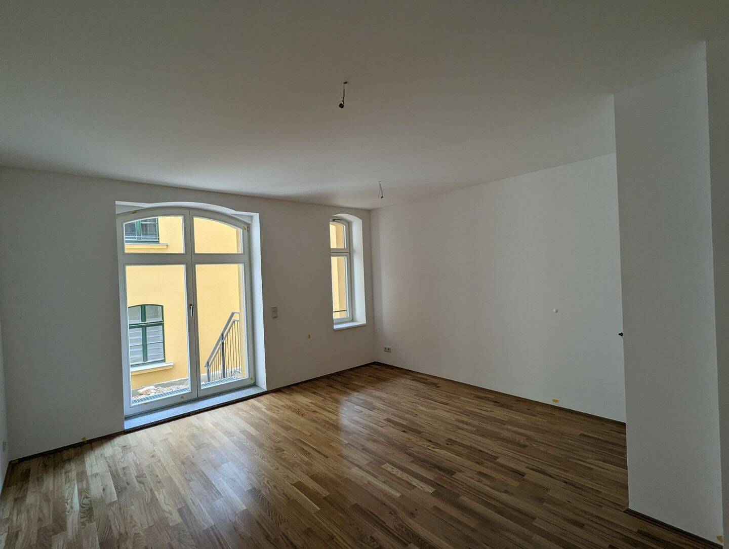 Moderne 3-Zimmer-Wohnung oder ihre Möglichkeit für ein Geschäft im Zentrum von Borna – Borna – Vorschaubild 6