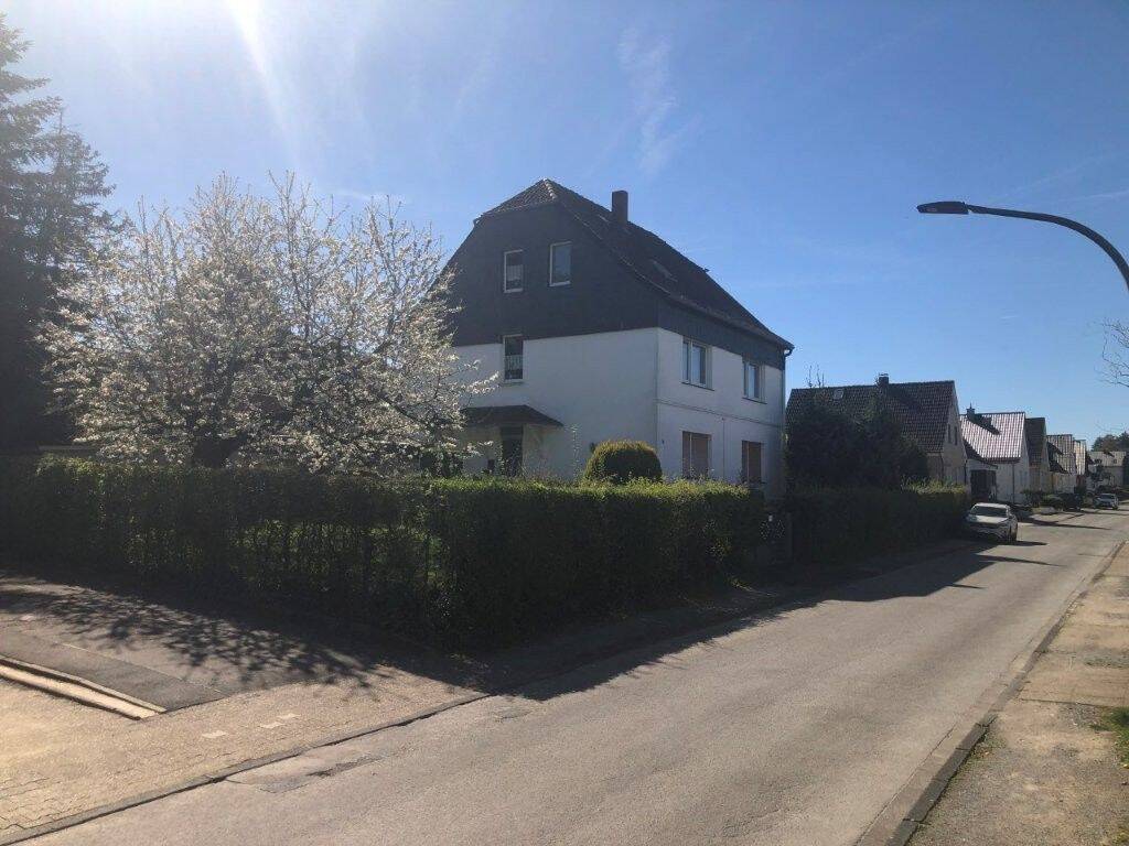Mehrfamilienhaus oder Mehrgenerationenwohnen in guter Lage von Holzwickede – Holzwickede – Bild 1 von 8