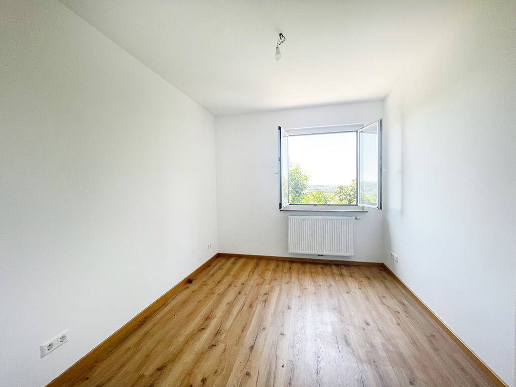 Erstbezug nach Sanierung! Schöne 3 Zimmer-Wohnung mit Einbauküche und tollem Fernblick – Stuttgart – Vorschaubild 7