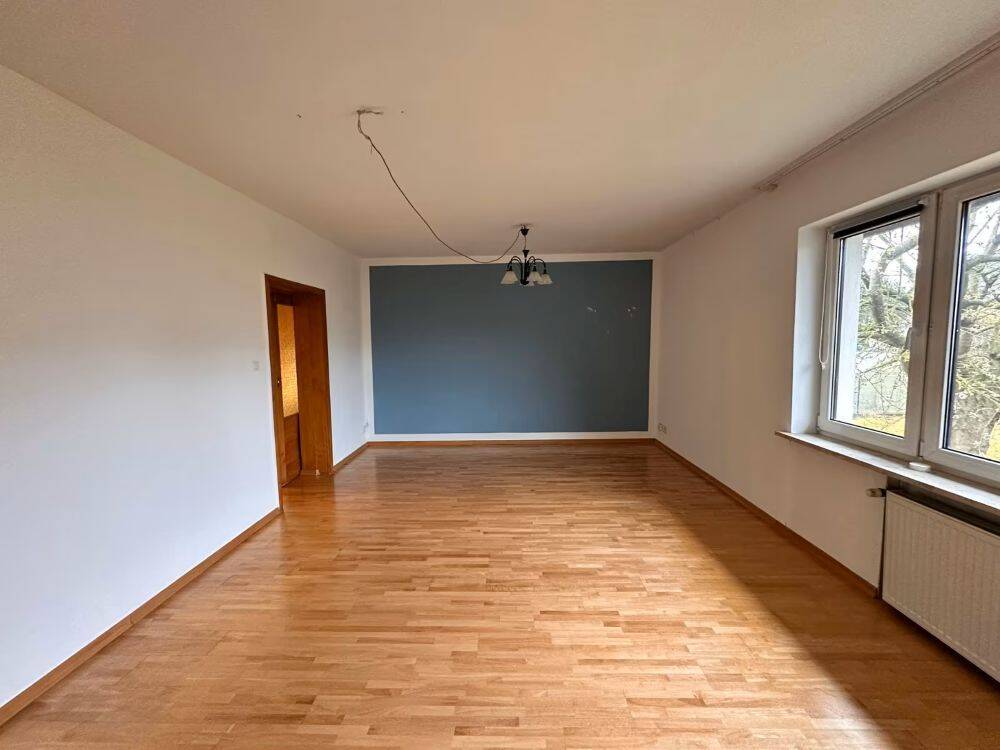 Großen Haus mit Vollkeller und Nebengelass - 23974 Neuburg – Neuburg – Vorschaubild 5