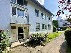 Freiwerdend! Traumhafte Wohnung mit Balkon und 2 Stellplätzen! – 53179 Bonn – Vorschaubild 2