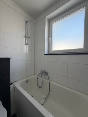 Schöne 2,5 Zimmerwohnung im Düsseldorfer Süden inkl. toller Einbauküche – 40589 Düsseldorf – Vorschaubild 8