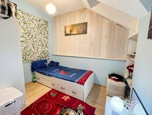Vermietete Dachgeschosswohnung in zentraler Lage von Oberhausen-Marienkirche – 46047 Oberhausen – Vorschaubild 7