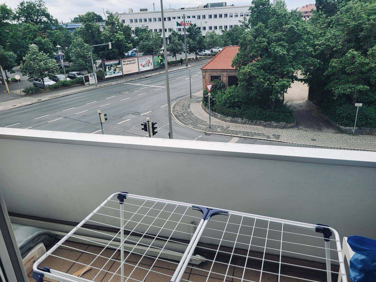 Teilmöblierte 1-Zimmer-Wohnung mit Balkon und EBK in Mögeldorf – Nürnberg – Vorschaubild 5