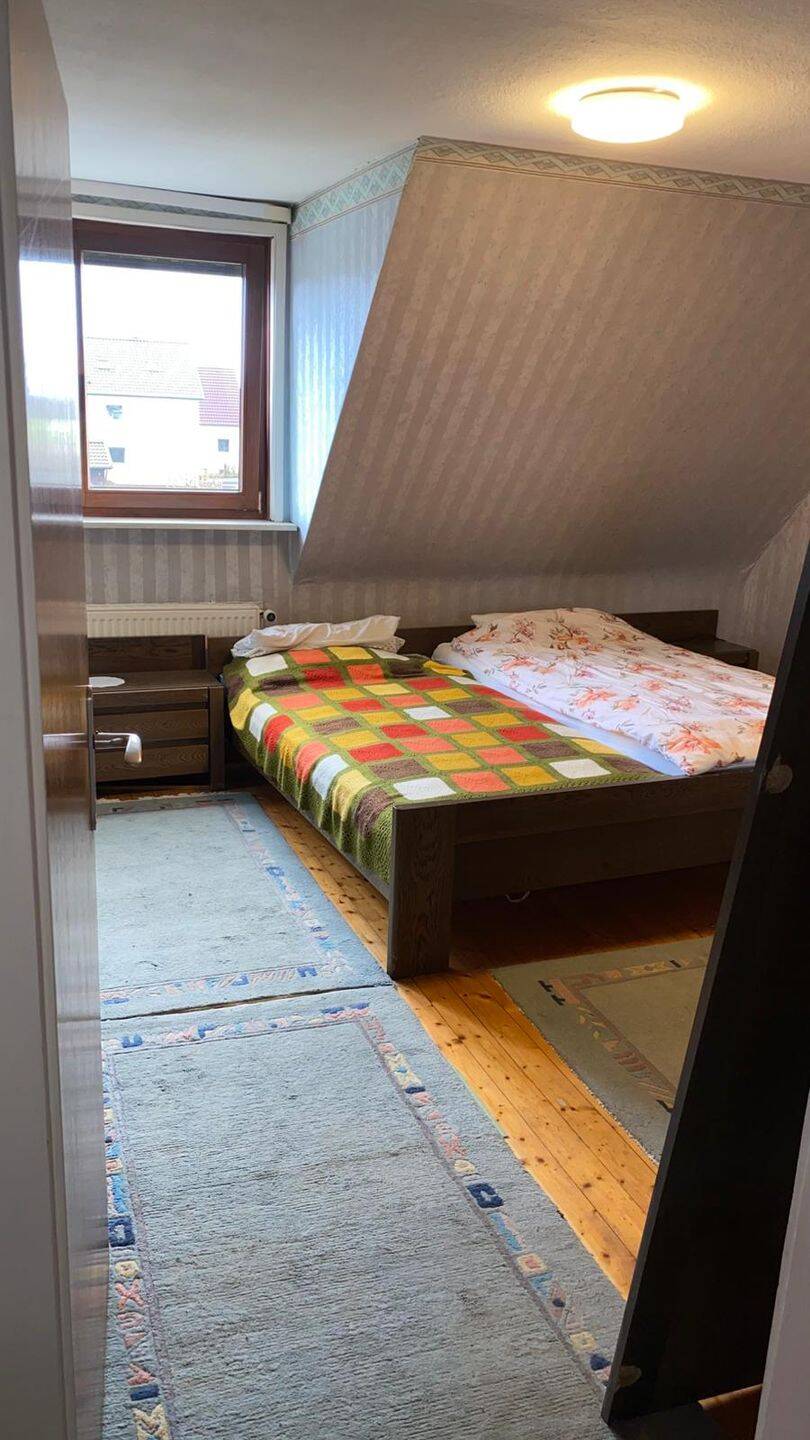 Landleben mit Platz: Einfamilienhaus mit großem Garten, Garage und Schuppen – befristete Miete – Salzgitter – Vorschaubild 2