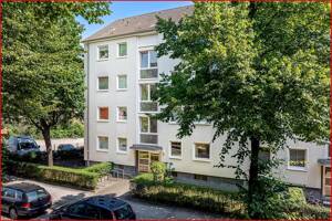 Schöne 2,5 Zimmer-Wohnung mit Balkon