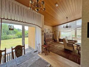 Bungalow in wunderschöner Lage mit unverbaubarem Blick in die Natur