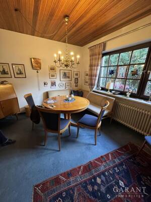 Charmanter Bungalow mit Galerie, Gartenidylle und Garage in Fürth-Vach – 90768 Fürth – Vorschaubild 7