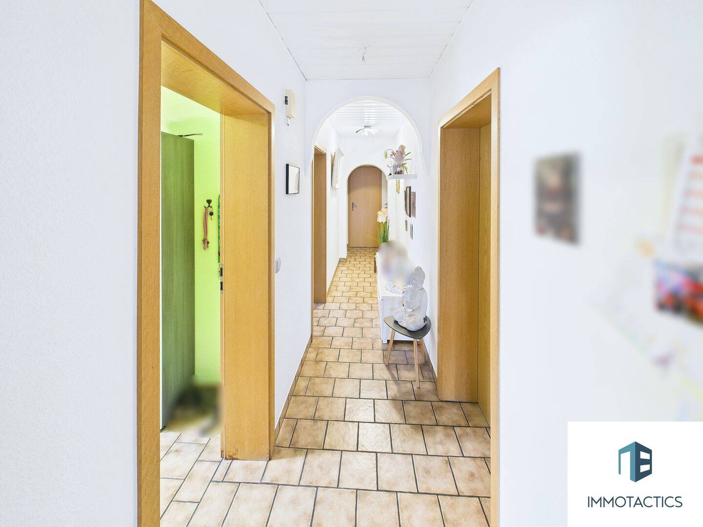 Einfamilienhaus mit Einliegerwohnung, PV-Anlage & 2 Garagen - Viel Platz und Potenzial – Dorsheim – Vorschaubild 7