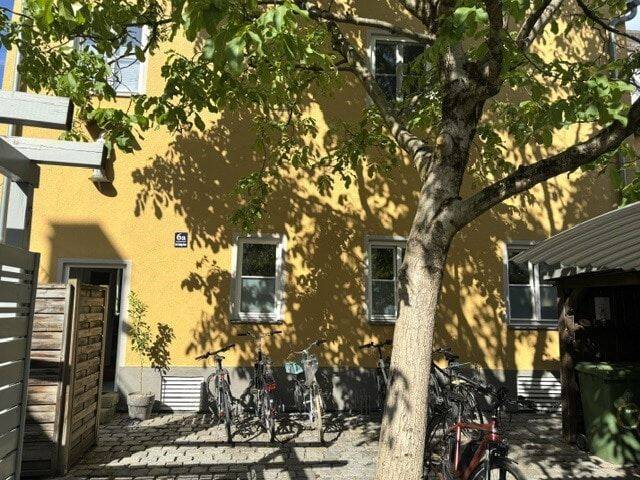 Sehr schöne 2-Zimmer Wohnung in Augsburgs Innenstadt – Augsburg – Vorschaubild 3