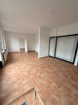 Wohnen & Arbeiten - renovierte 4-Zimmer-Wohnung mit kleiner Terrasse in der Fürther Nordstadt – 90765 Fürth – Vorschaubild 2