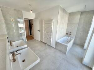 Lichtdurchflutete Endetage mit Balkon und 22 m² Dachterrasse – 20144 Hamburg – Vorschaubild 8