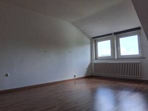 Wohnen mit Charakter: Gepflegte Doppelhaushälfte in BS -Terrasse u. Beet dazu. Ohne Gartennutzung. – 38104 Braunschweig – Vorschaubild 4
