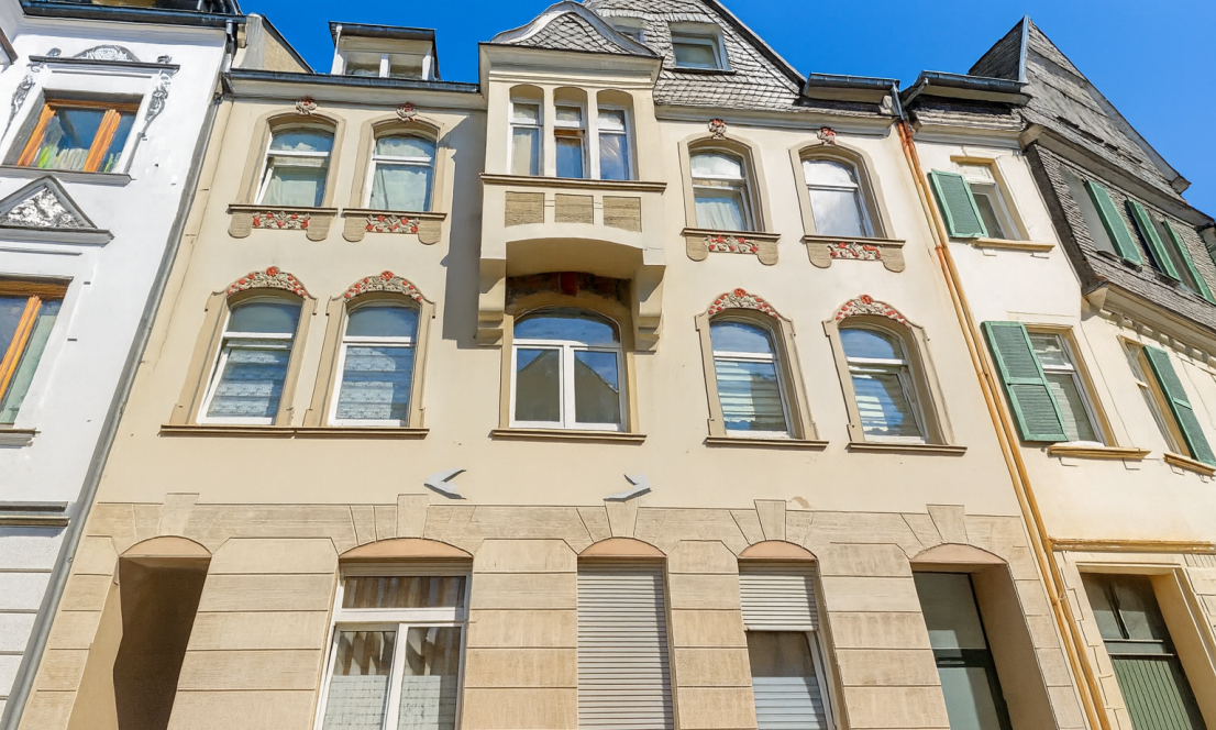 Mehrfamilienhaus mit 4 Einheiten in Solingen - voll vermietet und sofort verfügbar – Solingen – Bild 1 von 9