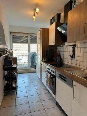 Helle 3,5-Zi. DG-Wohnung mit EBK, 2 Balkonen, Stellplatz & Keller in Bestlage von Reichshof-Eckenhagen – 51580 Reichshof – Vorschaubild 4