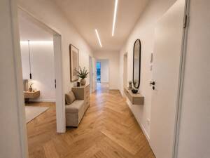 Exklusiver Wohntraum über Köln: Penthouse mit spektakulärer 97 m² Dachterrasse, Provisionsfrei – 50858 Köln – Vorschaubild 2
