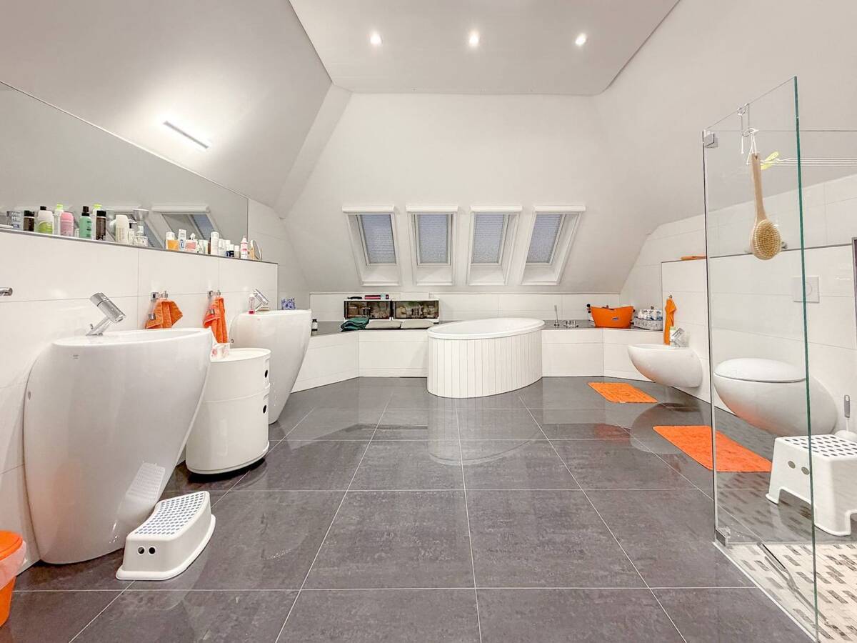 Villa am Golfclub, Wald und Wasser – exklusives Wohnen in Berlin-Kladow – 14089 Berlin – Bild 1 von 9