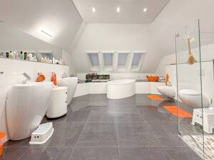 Villa am Golfclub, Wald und Wasser – exklusives Wohnen in Berlin-Kladow