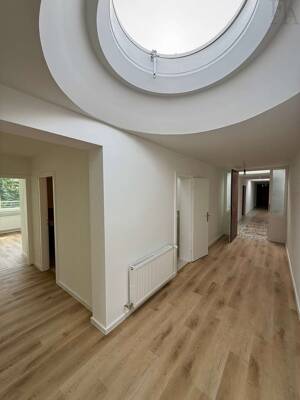 Penthouse-Feeling im Bonner Villenviertel - großzügig, lichtdurchflutet und umfangreich modernisiert – Körnerstr. 22, 53175 Bonn – Vorschaubild 4