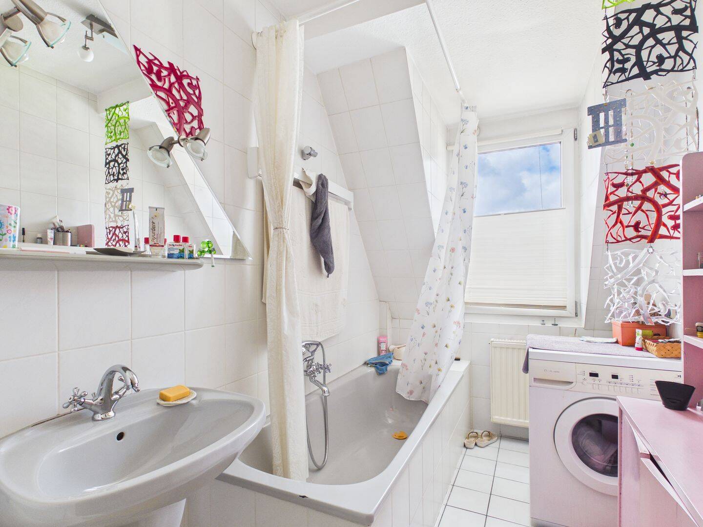 Aufgepasst! Traumhafte 3 Zimmer Maisonette Wohnung über den Dächern von Nürnberg – Nürnberg – Vorschaubild 5