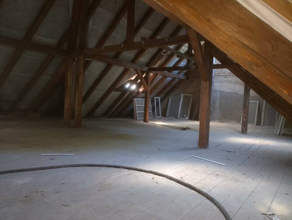 Denkmalgeschütztes Wohn-und Geschäftshaus mit Sanierungspotenzial – Sebnitz – Vorschaubild 5