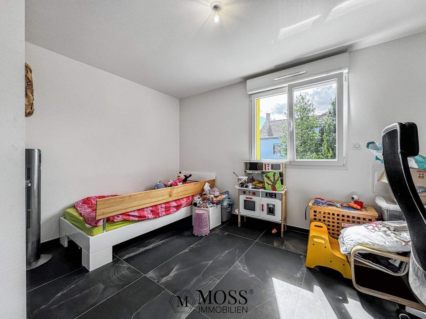 Eleganz & Komfort im Elsass FRANKREICH: Neubau-Bungalow mit großem Garten und genehmigtem Pool – Neuenburg am Rhein – Vorschaubild 7