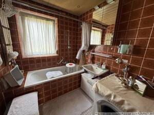 Wohnen mit Weitblick - 3 Zimmer-Wohnung mit sonnigem Balkon in Esslingen-Berkheim – 73734 Esslingen am Neckar – Vorschaubild 7
