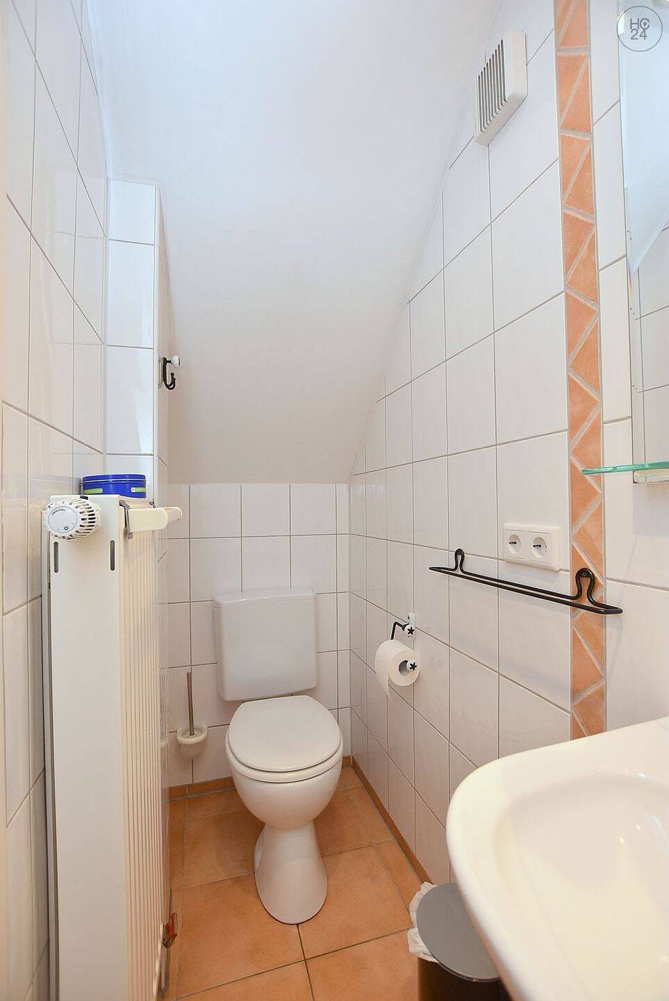 Schön möblierte Wohnung mit Reinigungsservice in Stuttgart Münster – Stuttgart – Vorschaubild 5