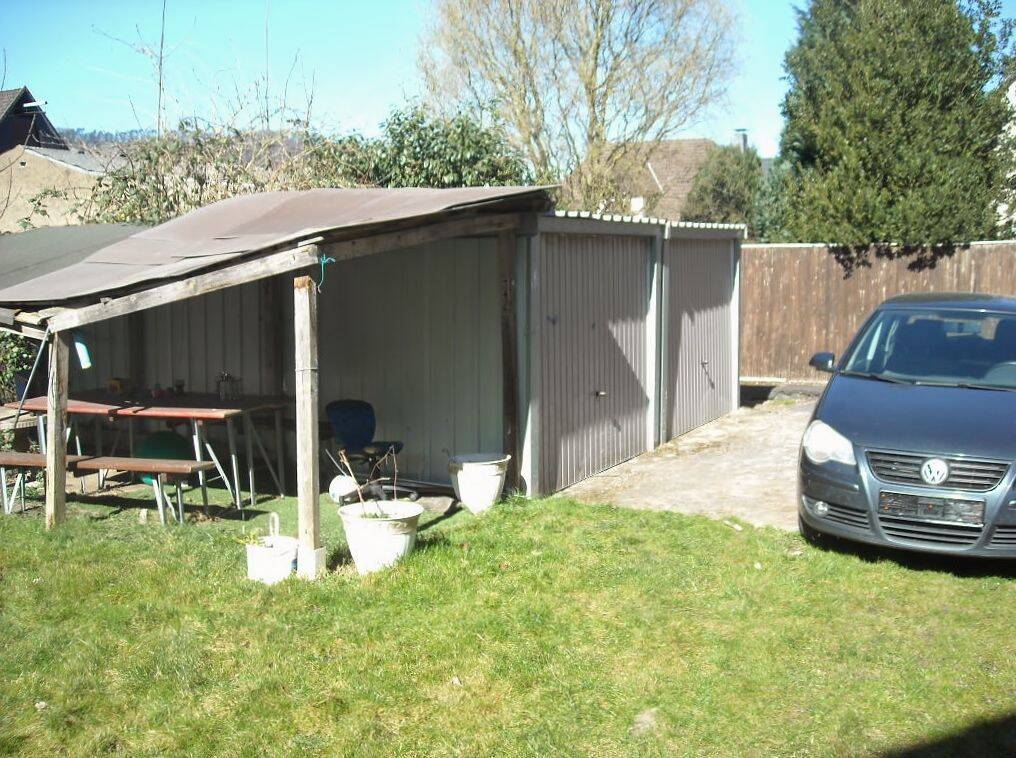 Großzügiges Zweifamilienhaus in Boffzen - Sehr gepflegt (saniert) mit Garagen & Garten - ruhige Wohnlage - pflegeleichtes Grundstück - – Boffzen – Vorschaubild 3