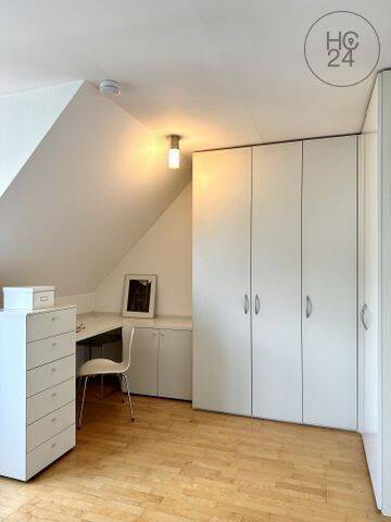 ABSOLUTE CITYLAGE - möblierte Wohnung mit Balkon (Blick ins Grüne) und Tiefgarage in Leipzig – Leipzig – Vorschaubild 2