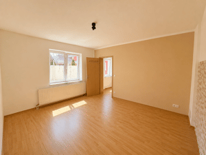 Hochwertig modernisierte und barrierearme 4-Zimmer-Eigentumswohnung mit Stellplatz in Erfurt-Hochheim – 99094 Erfurt – Vorschaubild 6