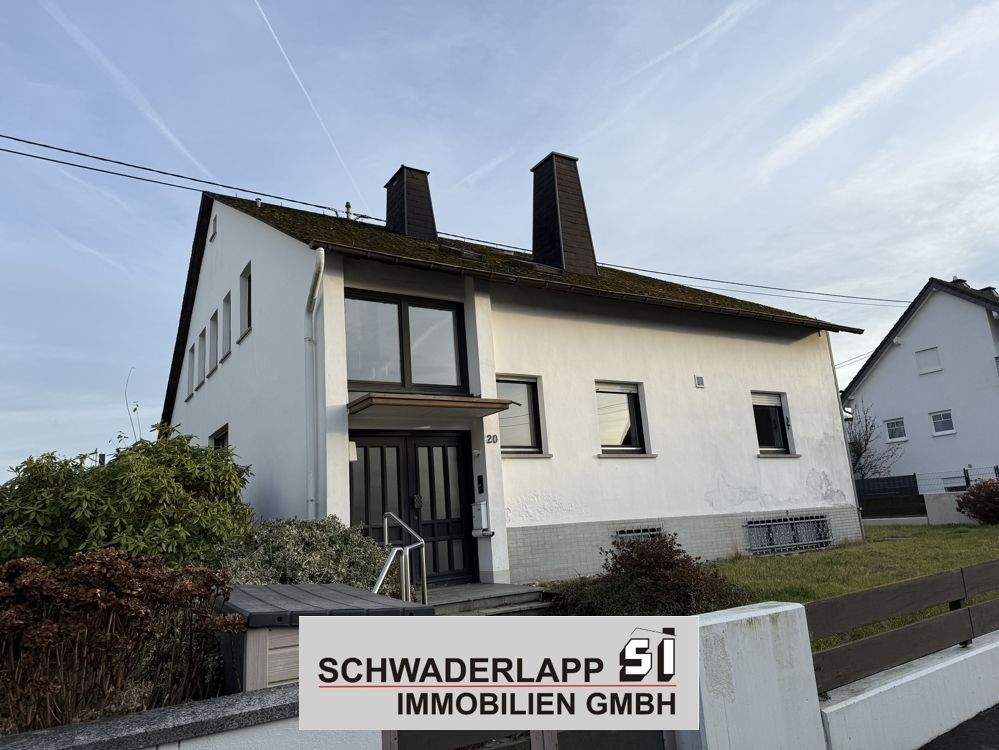 Großzügiges Einfamilienhaus mit großem Potenzial in ansprechender Lage – Ransbach-Baumbach – Bild 1 von 9