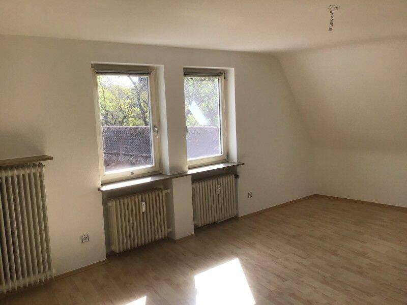 Geräumige 1-Zimmerwohnung in der Altstadt - Direkt beim Neuen Museum – Nürnberg – Vorschaubild 4