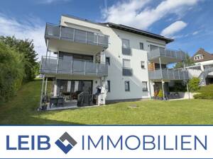Moderne 2-Zimmer-Wohnung mit Terrasse, Einbauküche und Carport-Stellplatz