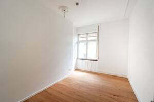 Erstbezug nach Komplettsanierung - Familienfreundliche 4-Zi-Wohnung mit Loggia mitten in Esslingen – 73728 Esslingen am Neckar – Vorschaubild 5