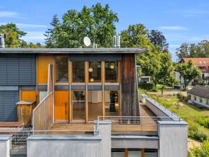 Direkt am Wasser - Architektonische Maisonette mit Galerie, Kamin, Wasserzugang in Neu-Venedig – 12589 Berlin – Vorschaubild 3