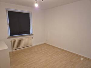 Gemütlich & grün: Helle 2-Zimmer-Wohnung mit Tageslichtbad in Essen-Holsterhausen – 45147 Essen – Vorschaubild 6