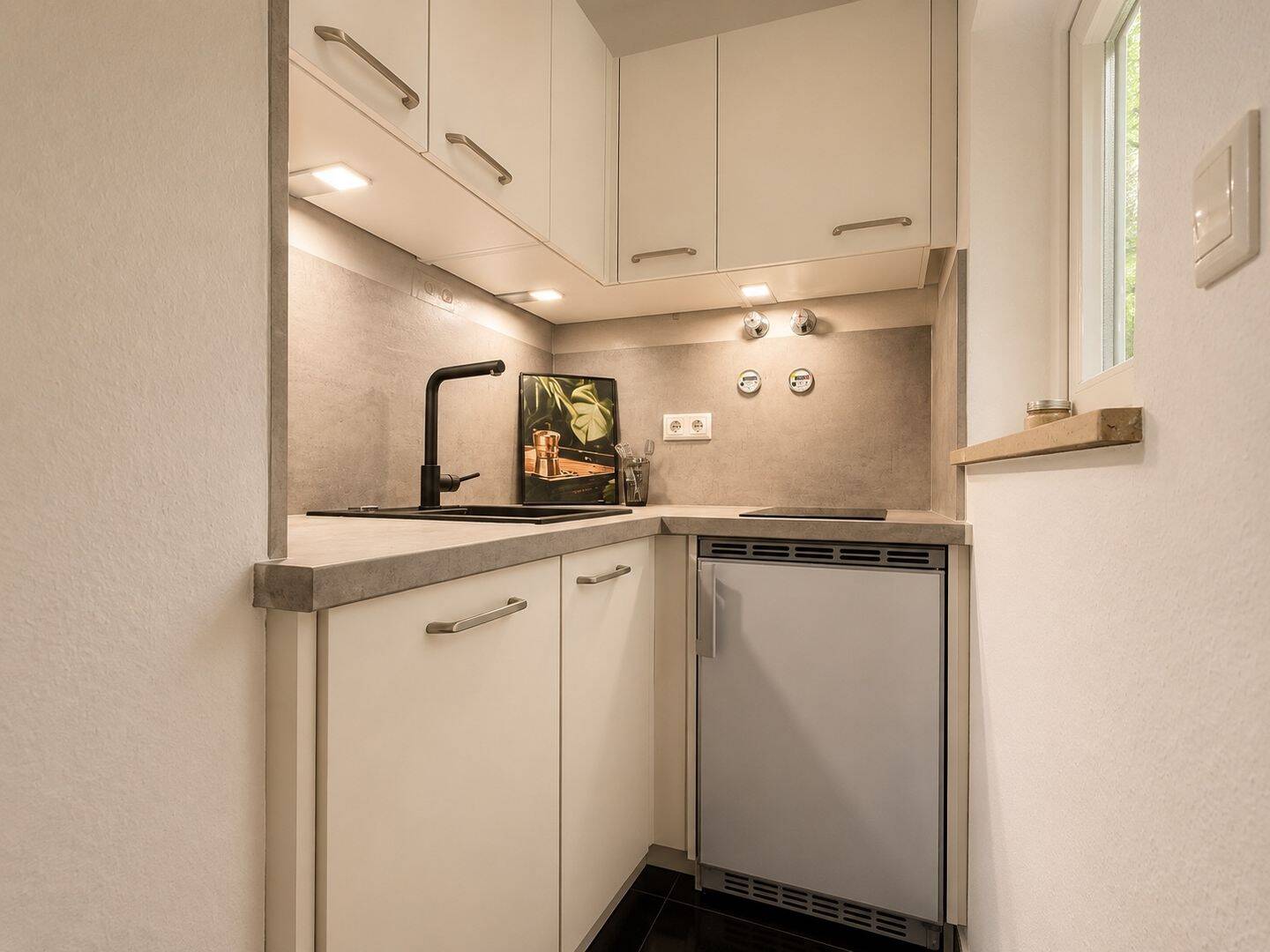 **Frisch renoviert** 1-Zimmer-Apartment im EG - ruhig gelegen & voll möbliert – München – Vorschaubild 4