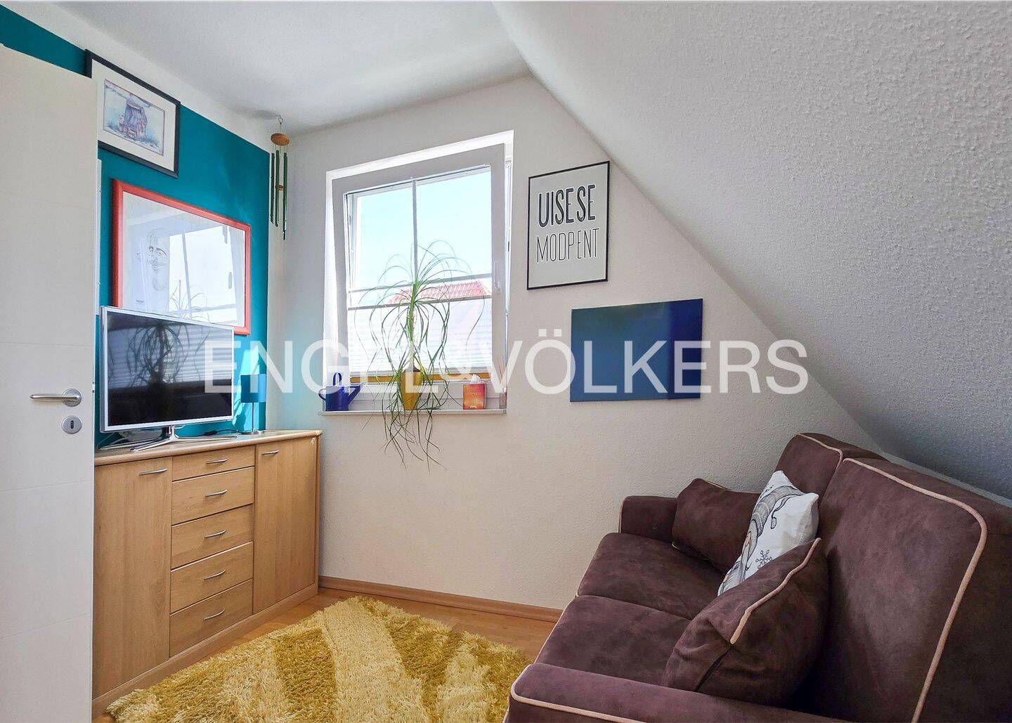 Familienfreundliches Einfamilienhaus mit wohnlich ausgebautem Keller und PV-Anlage – Braunschweig – Vorschaubild 7