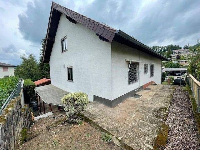 Gepflegtes Mehrfamilienhaus mit überzeugendem Preis-Leistungs-Verhältnis – Fürth – Vorschaubild 4