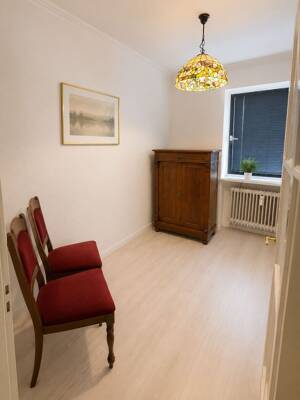1,5-Zimmer-Penthouse mit Potenzial am Erich-Blumenfeld-Platz – 22587 Hamburg – Vorschaubild 6